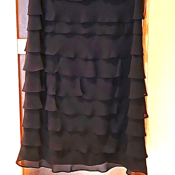 🖤 Black Evening Dress - Picture 2 of 10